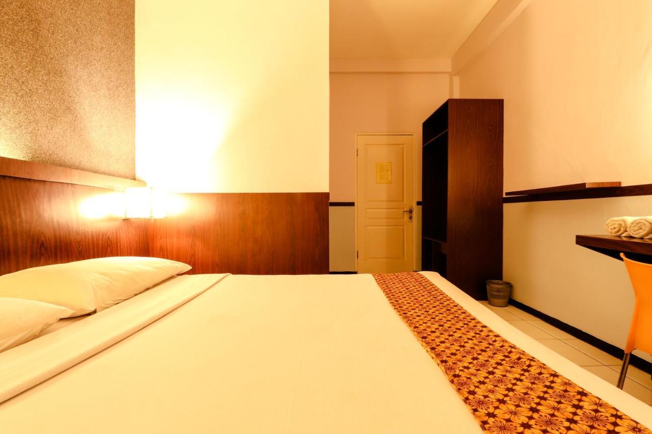 Hotel Jawa Surabaya Exterior foto