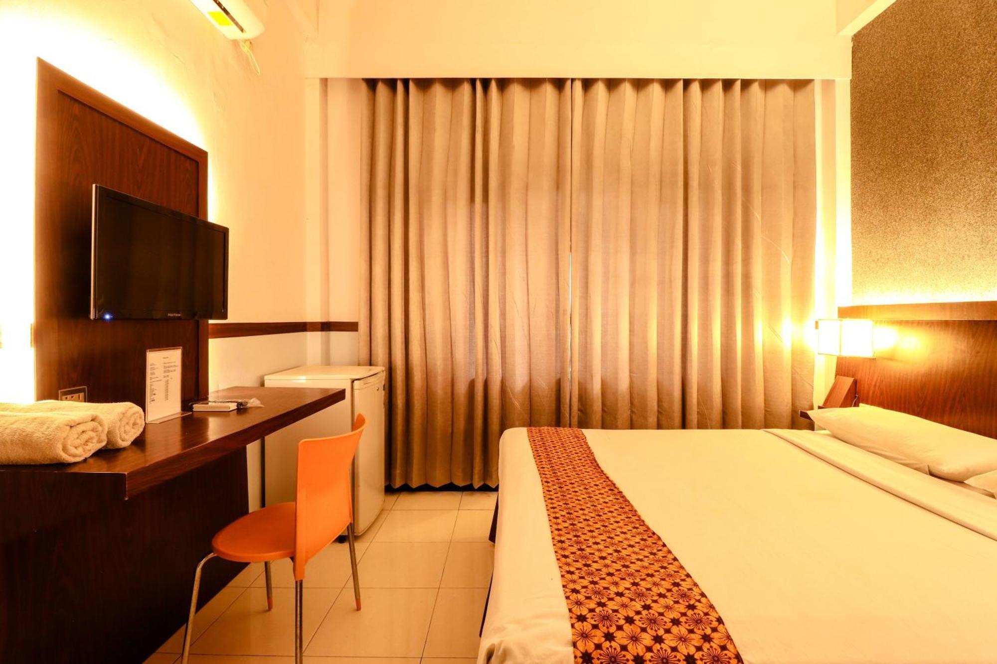 Hotel Jawa Surabaya Exterior foto